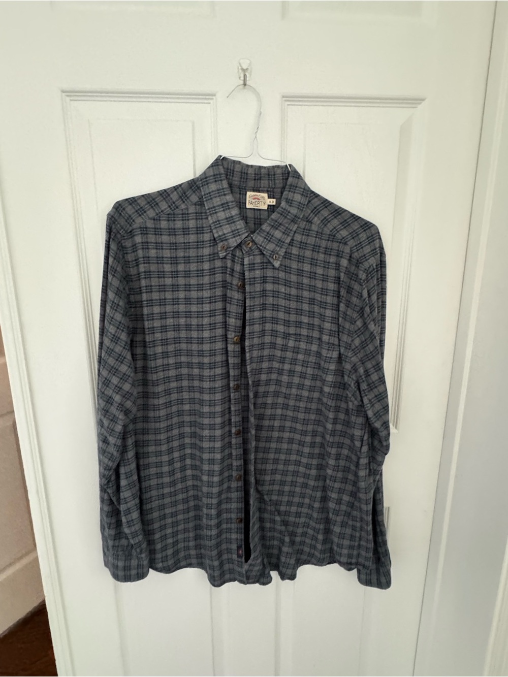 Faherty Gray and Blue Plaid Button-Down Shirt